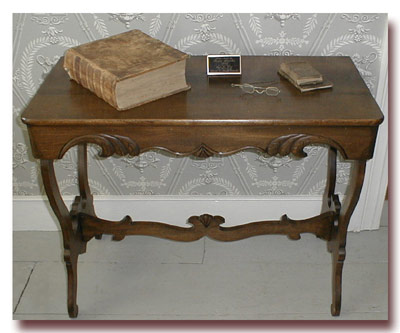 Isaac Searles table at the Pratt Museum - click to see a larger image