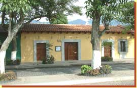 Bienvenidos a la Alameda Santa Lucia ... 