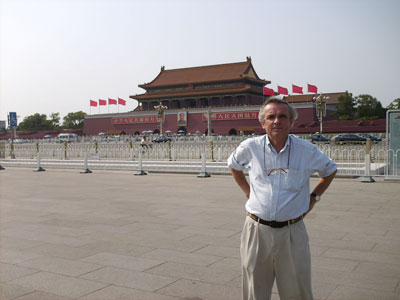 Tiananmen Square in the heart of Beijing ... click to see a much larger image 
