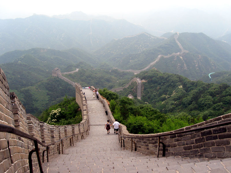 David & Brielle in the Secret Garden of the palace ... click to see a large image
