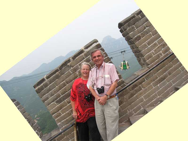 The wall goes us some very steep mountains!  ... click to see a larger image