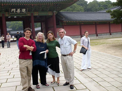 Seoul's royal palace ... click to see a large image