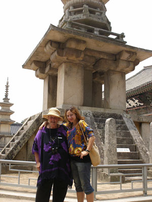 Barbara & Brielle at the Women's pagoda ... click to see a large image