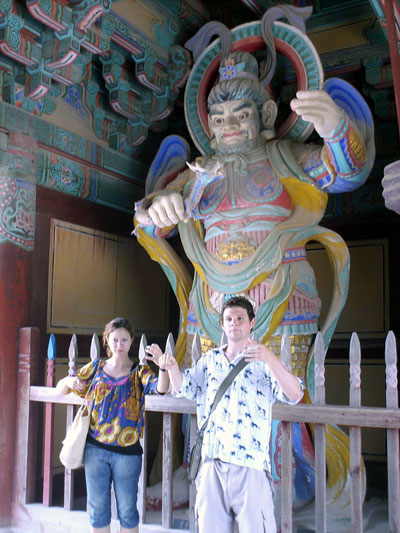 Bulguksa temple entrance is guarded by 4 guards ... cllick to see a large image