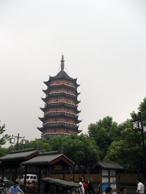 Beisi Ta Pagoda ... click to see a large image.