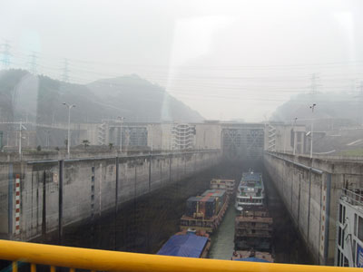 From our bus: passing the uphill locks ... click to see a large image
