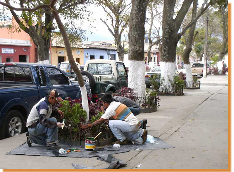 Welcome to Alameda Santa Lucia ... Bienvenidos a la Alameda Santa Lucia.